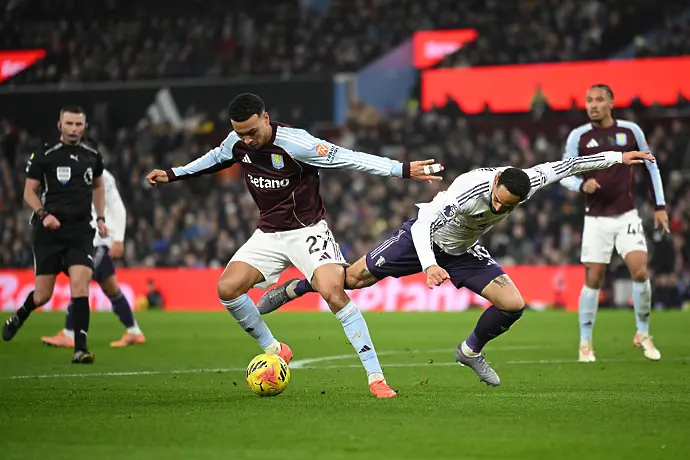 Морган Роджърс стъжни Коледата на Манчестър Юнайтед (ВИДЕО)