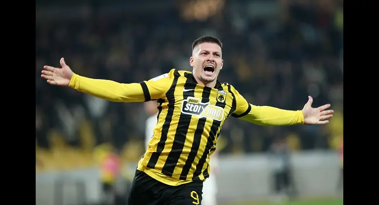 Лука Йович съсипа Панатинайкос, Мартин Георгиев дебютира за АЕК Атина