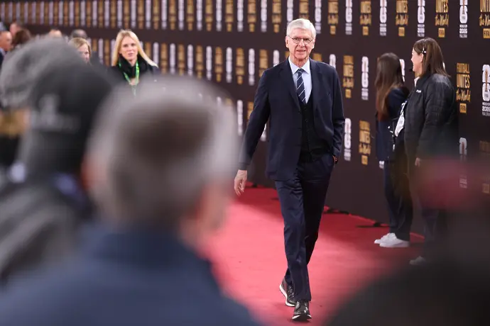 Радикалните реформи на Арсен Венгер в правилото за засада срещат съпротива