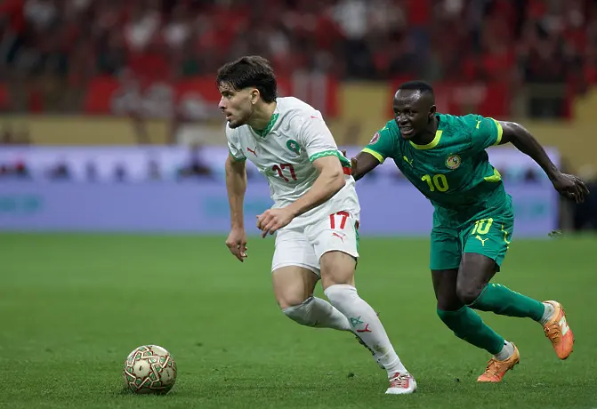 Скандален финал! Сенегал напусна терена, но се върна, за да съкруши Мароко, грабвайки трофея 