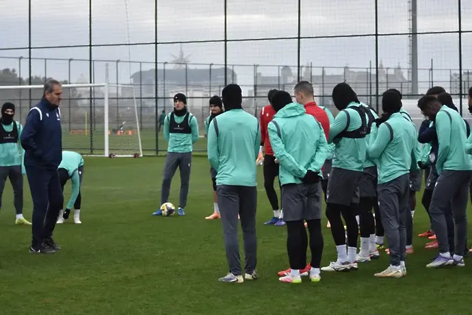 Ботев Пловдив се прибира предсрочно от Турция