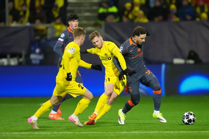 На живо: Разменени голове между Будьо и Интер