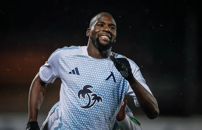 Шампионът на Азербайджан преговаря с Левски за Сангаре