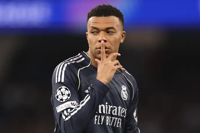  Килиан Мбапе налива нови милиони в закъсалия му клуб