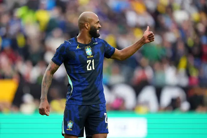Игор Тиаго дебютира за Бразилия при загуба от Франция 