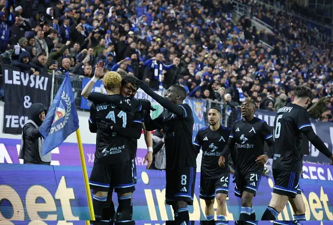 Левски мъчно пречупи десет от Арда за +9 пред Лудогорец