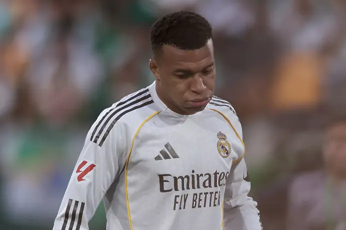 Мбапе пропуска Ел Класико и всички мачове на Реал Мадрид до края на сезона?