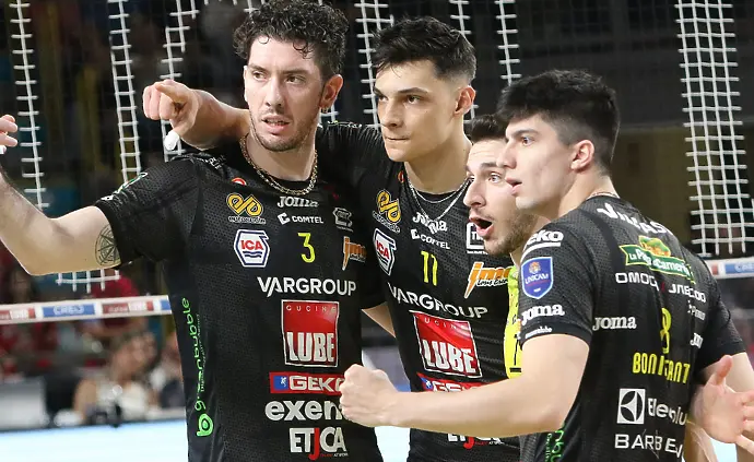 Само с Алекс Николов не стана - Лубе Чивитанова стартира финала със загуба