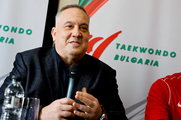Задържани са трима заподозрени за убийството на Слави Бинев
