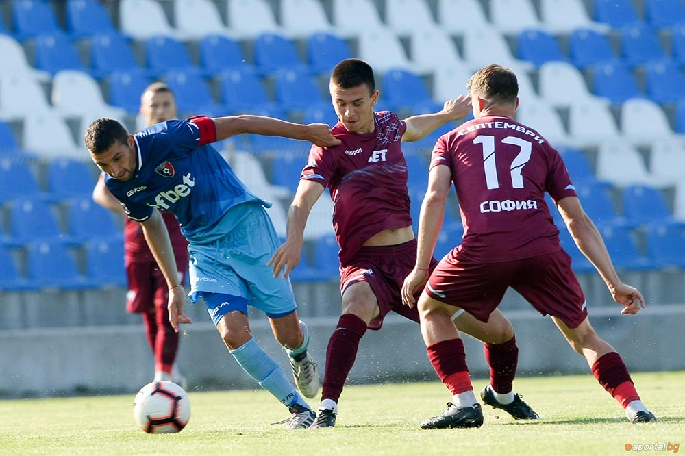 fcseptemvri.com