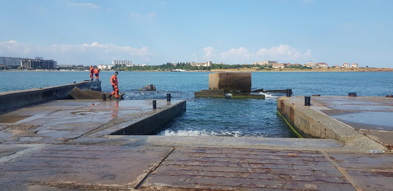 Звезди в кикбокса се удавиха в Черно море