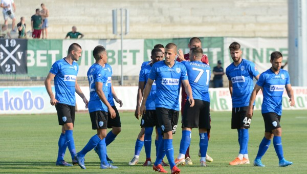 chernomorepfc.bg