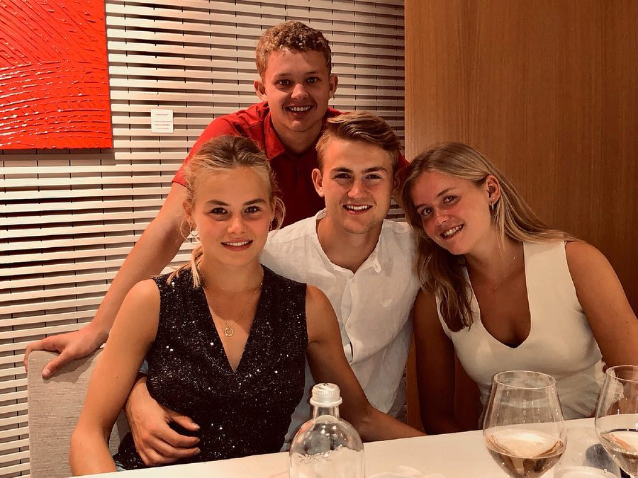 instagram.com/fleurdeligt/