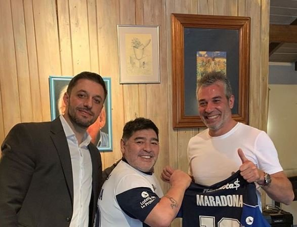 https://twitter.com/gimnasiaoficial