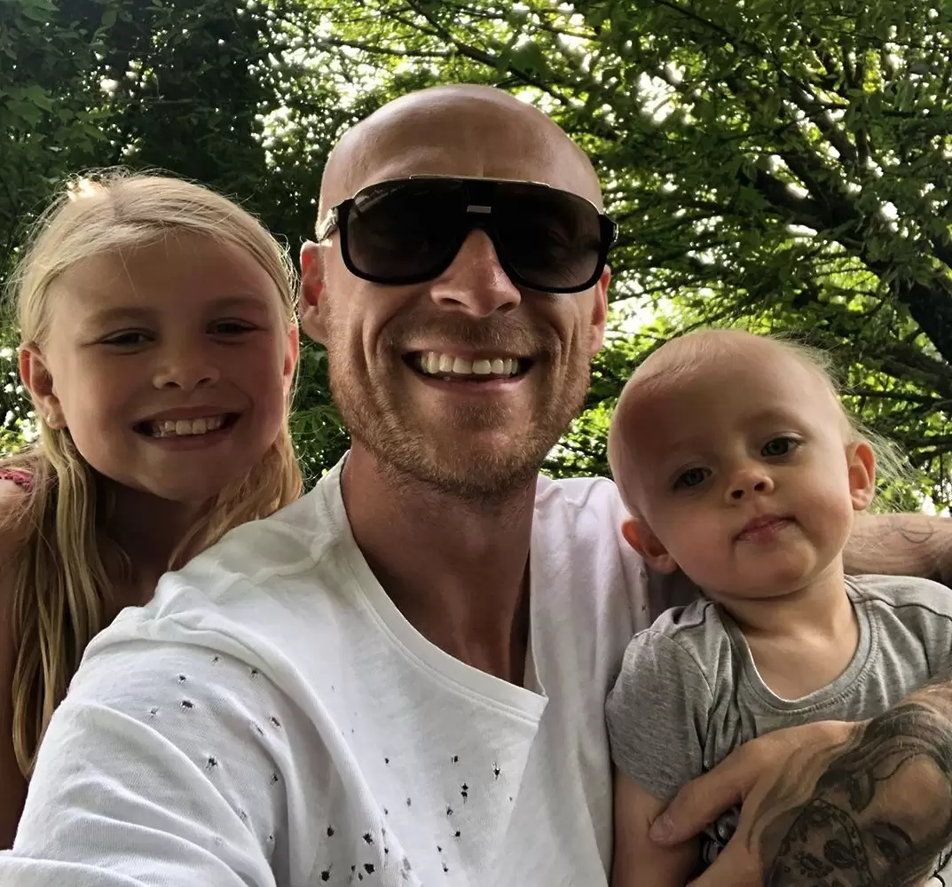 https://www.instagram.com/davidcotterill11/?hl=bg