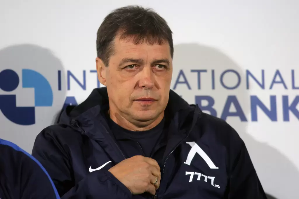 Петър Хубчев: Не подценяваме нито един отбор - Левски