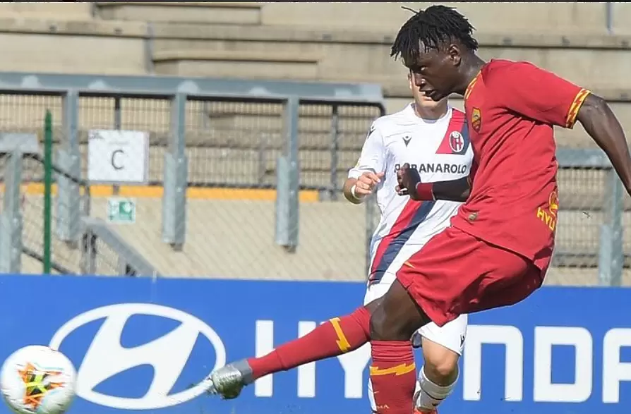 https://twitter.com/OfficialASRoma