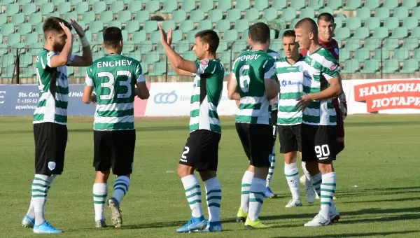 Черно море без двама основни играчи при гостуването на Етър - efbet Лига