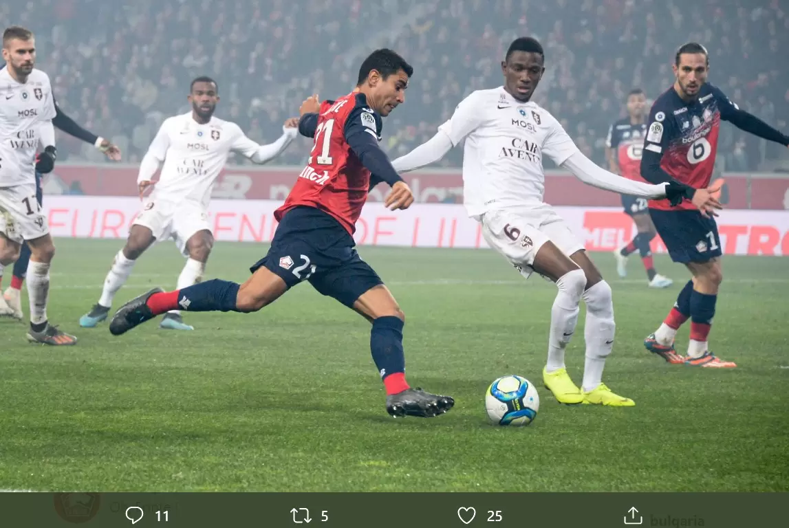 https://twitter.com/losclive