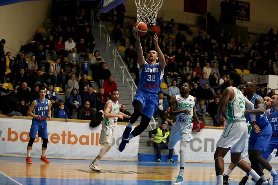 https://www.facebook.com/levskibasket