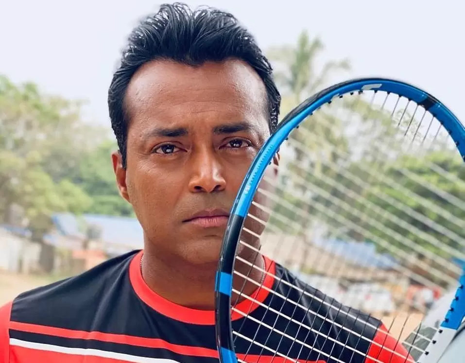 https://www.instagram.com/leanderpaes/