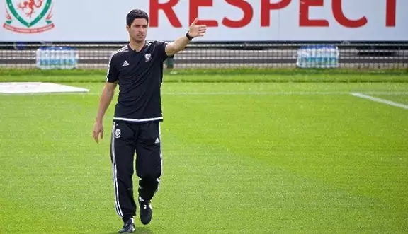 Instagram/mikelarteta