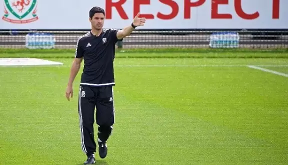 Instagram/mikelarteta