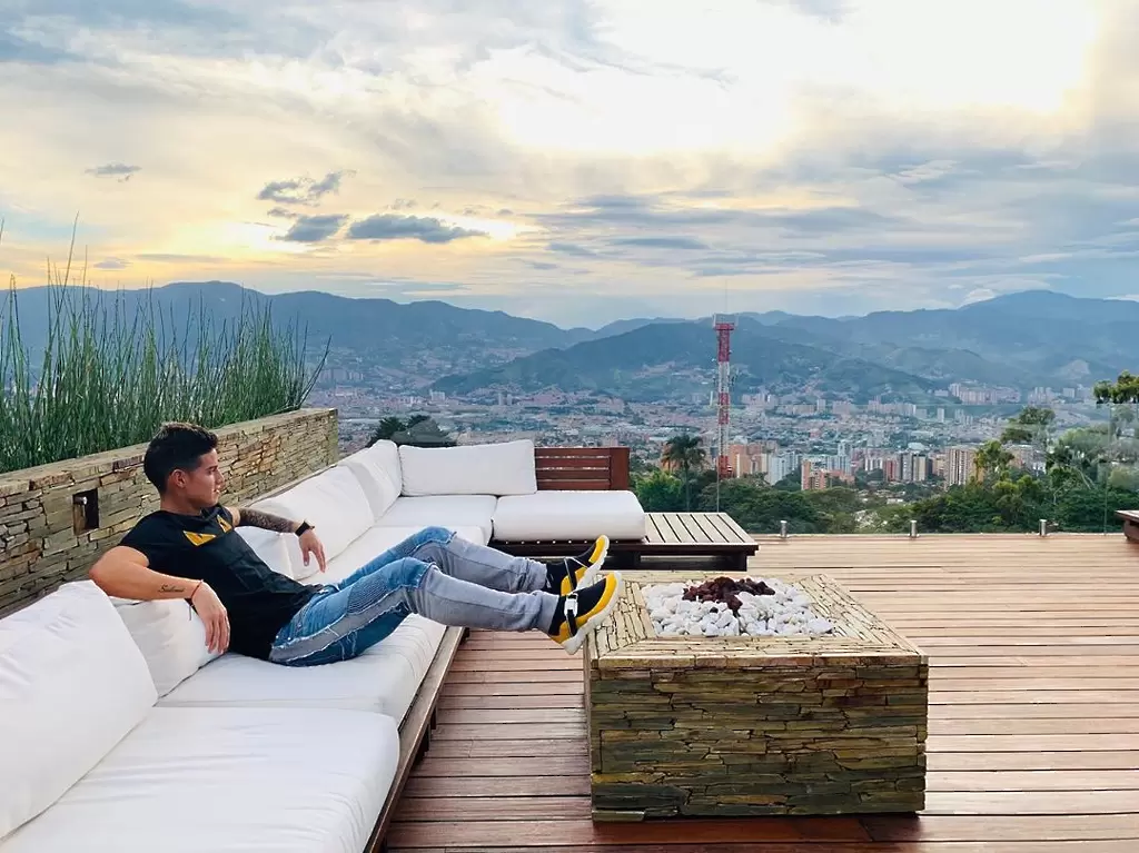 instagram.com/jamesrodriguez10