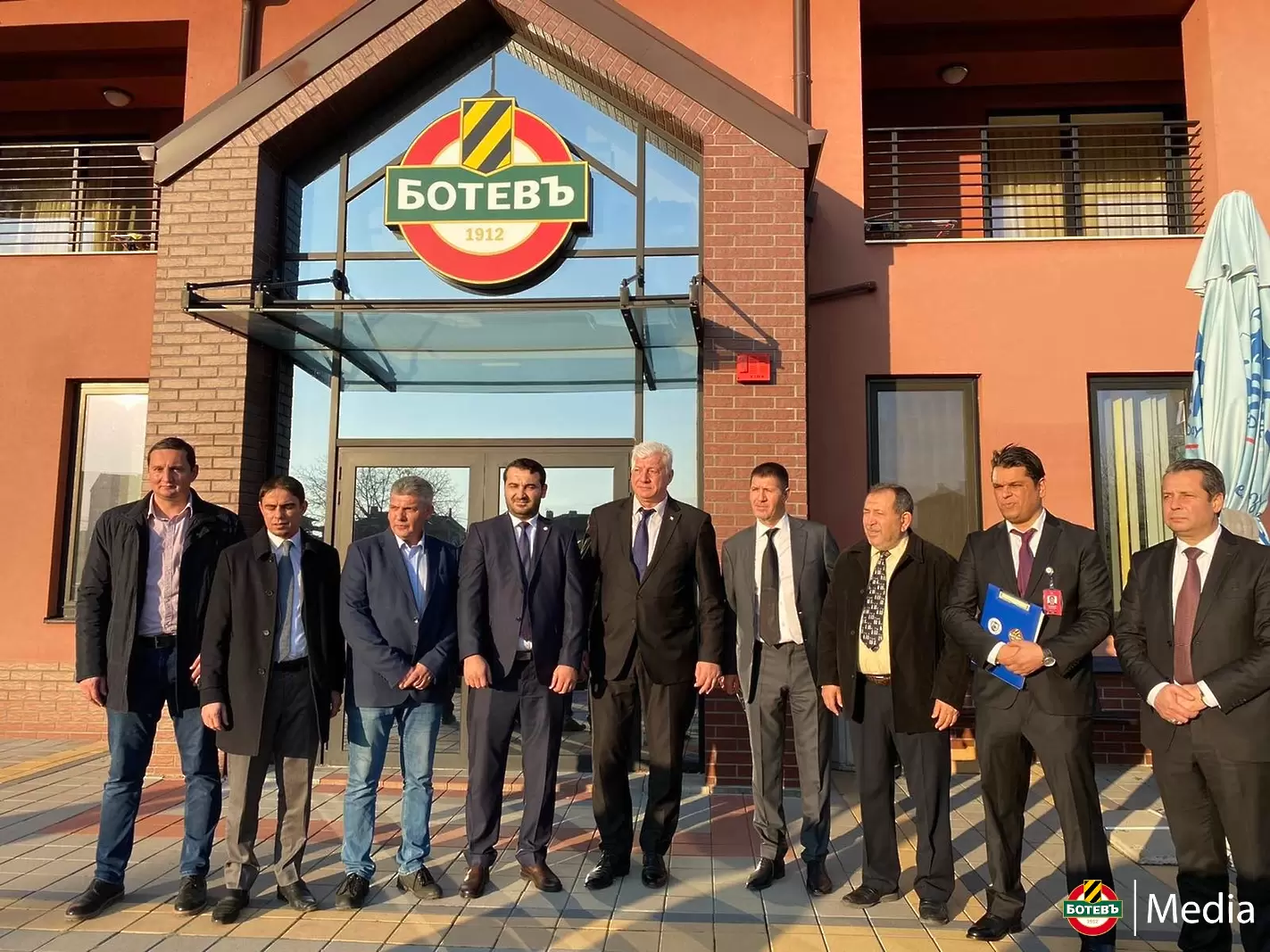 https://botevplovdiv.bg/