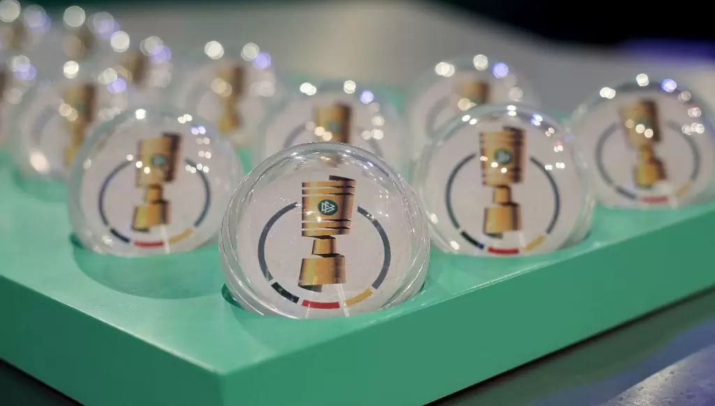 https://twitter.com/DFB_Pokal