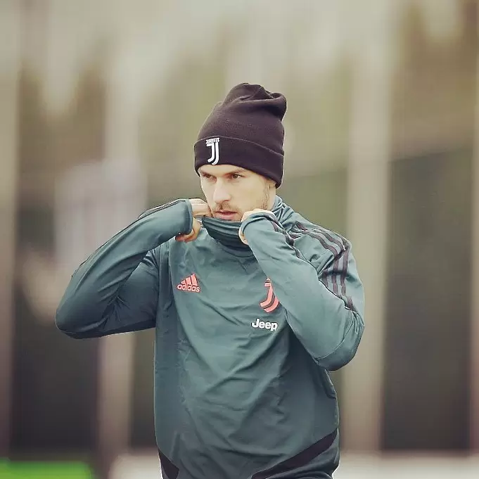 instagram.com/aaronramsey