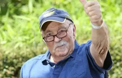 twitter.com/jimmy_greaves
