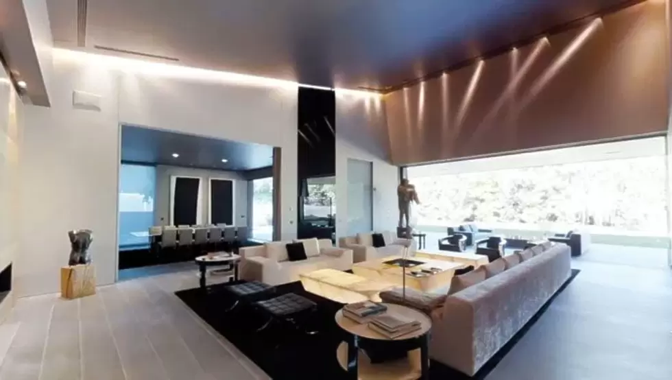 Еден Азар е собственик на футуристичен имот за 11 милиона - Испания