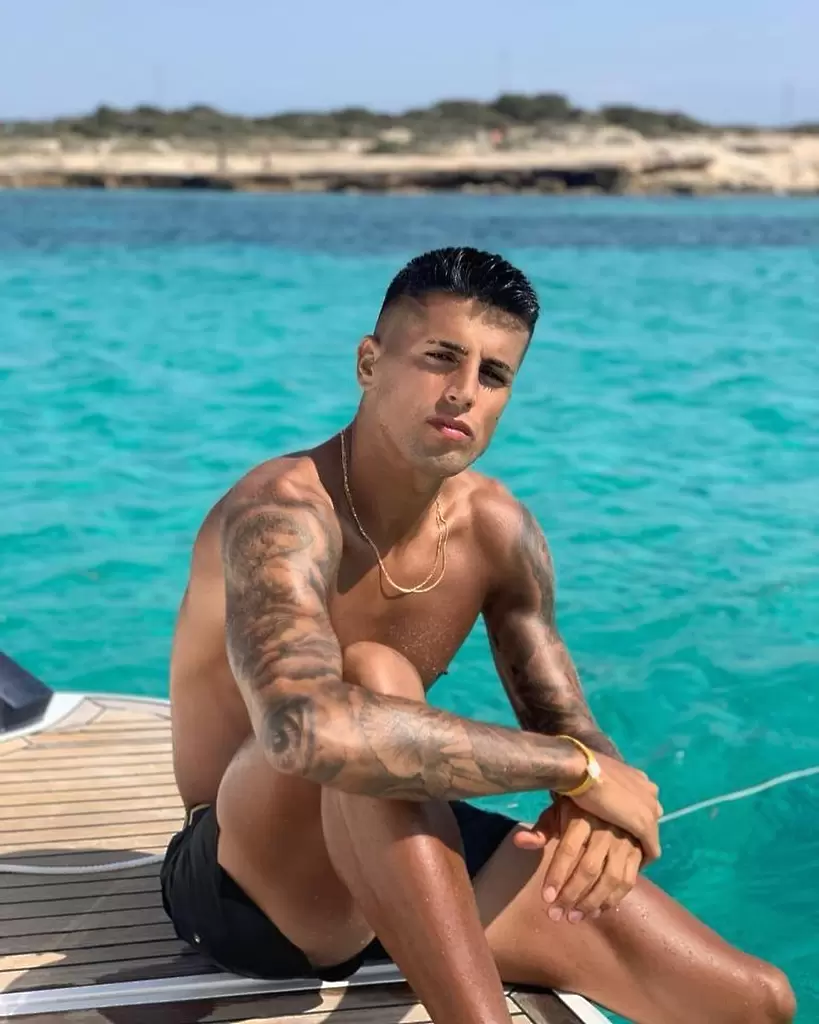 В Барселона не са склонни да разменят Семедо за Кансело - Испания