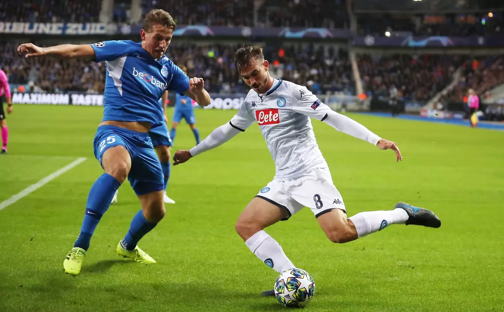 Манчестър Сити се включва в битката за Фабиан Руис - Англия