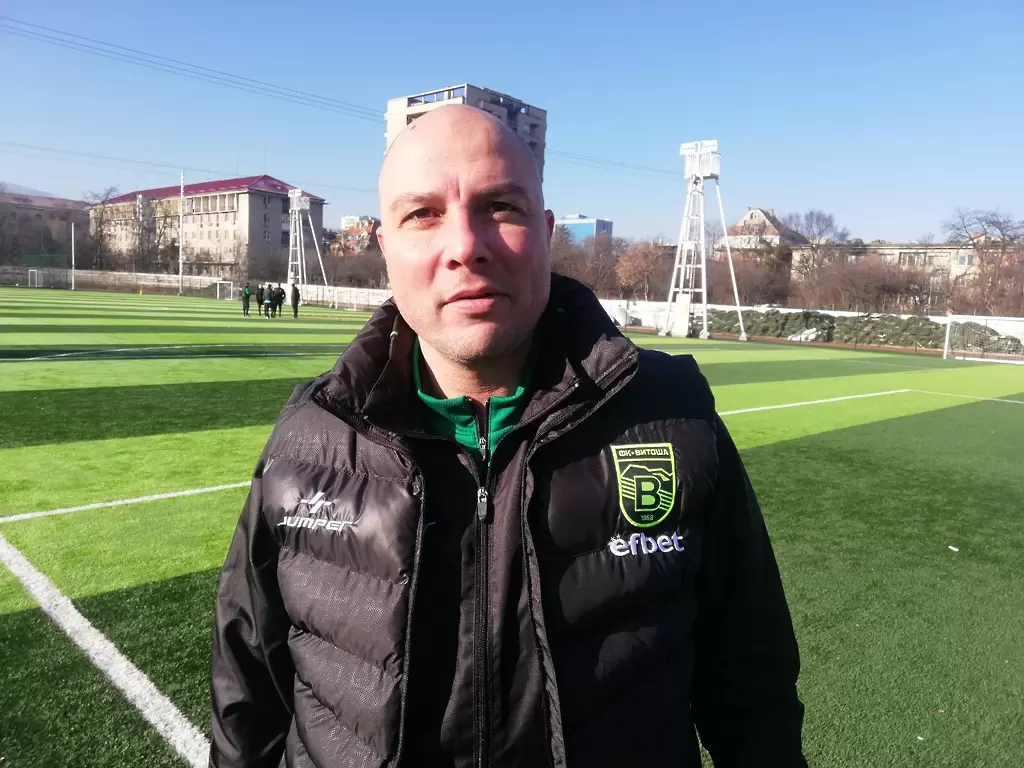 Букарев: Обречени сме, обиграваме отбор за Втора лига - Витоша Бистрица