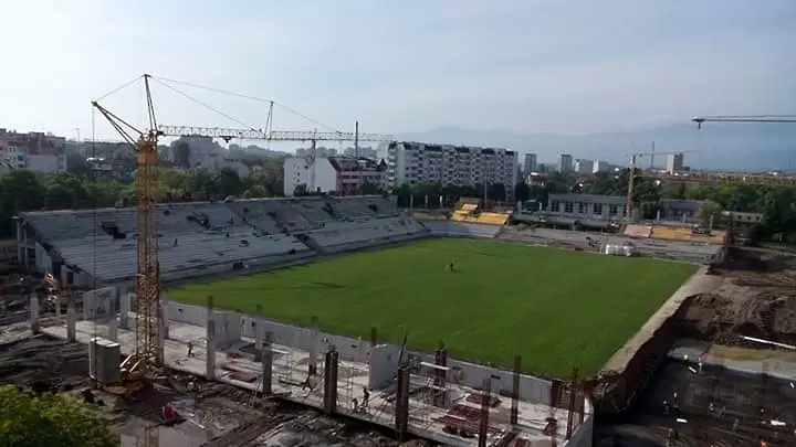 До 10 дни става ясно колко ще струва Колежа в Пловдив - БГ футбол