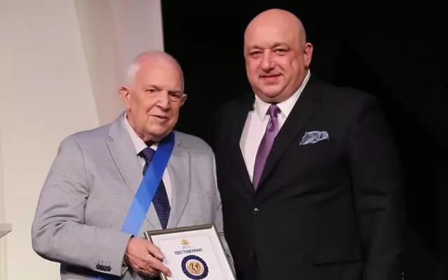 Министър Кралев за Цено Ценов: Напусна ни голям спортен ръководител - Спорт