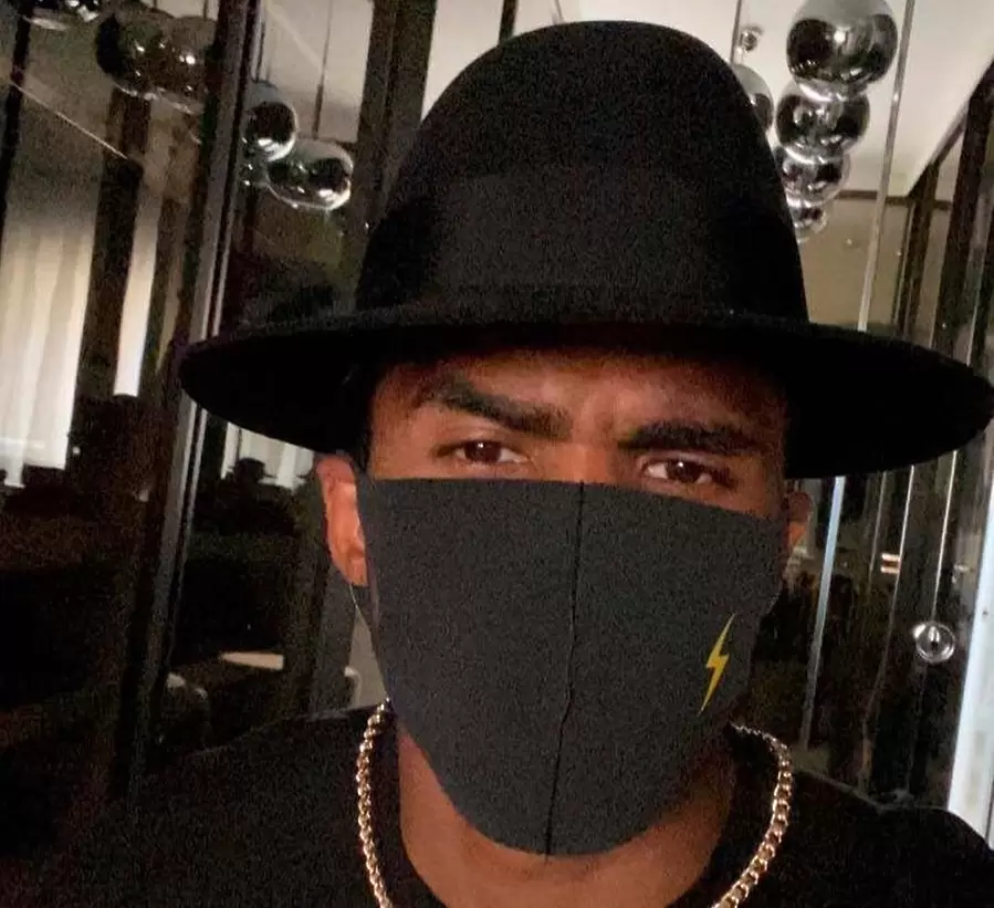 Юнайтед иска двама от Ювентус - Англия