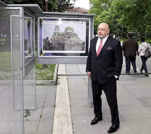 Красен Кралев: Скупчването на фенове на дербито беше недопустимо - БГ футбол