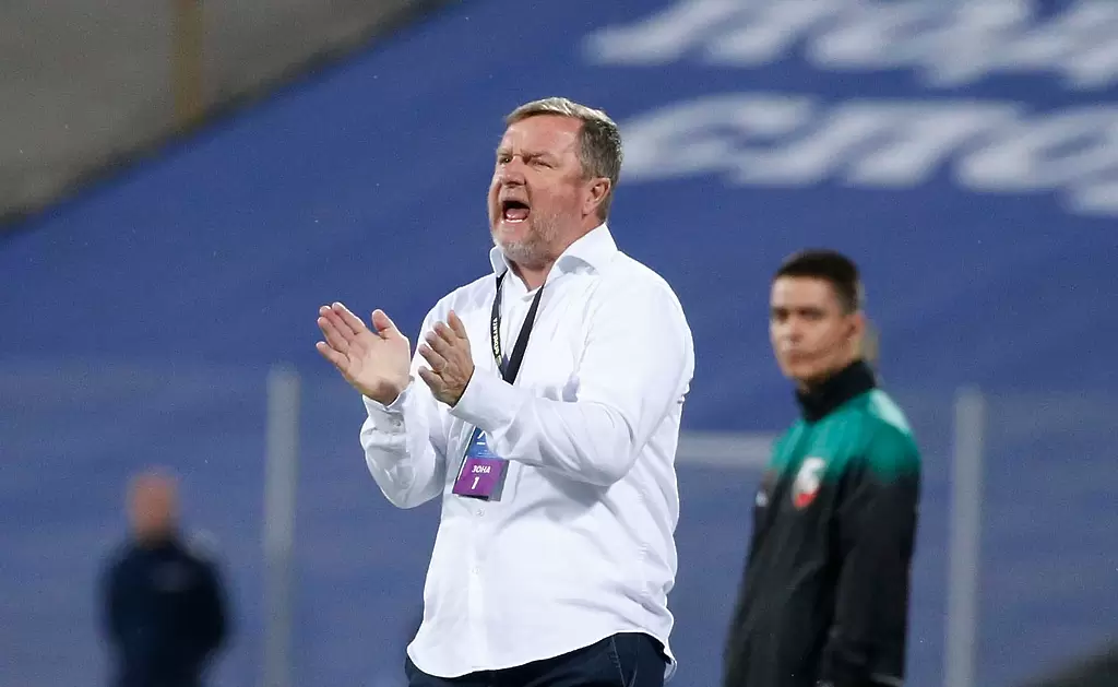 Върба: Преговаряме с двама-трима офанзивни футболисти  - Лудогорец