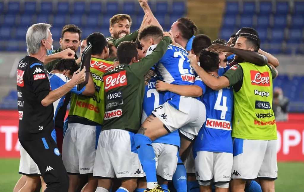 Наполи и Милан не излъчиха победител след зрелищен хикс - Италия