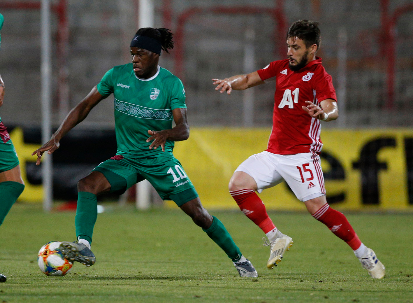 Антон Узунов