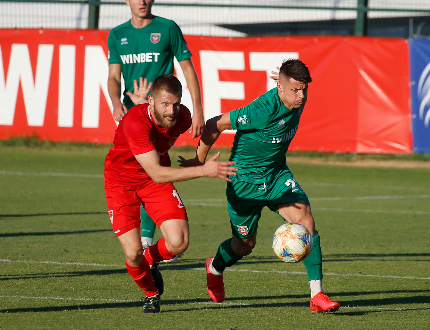 Антон Узунов