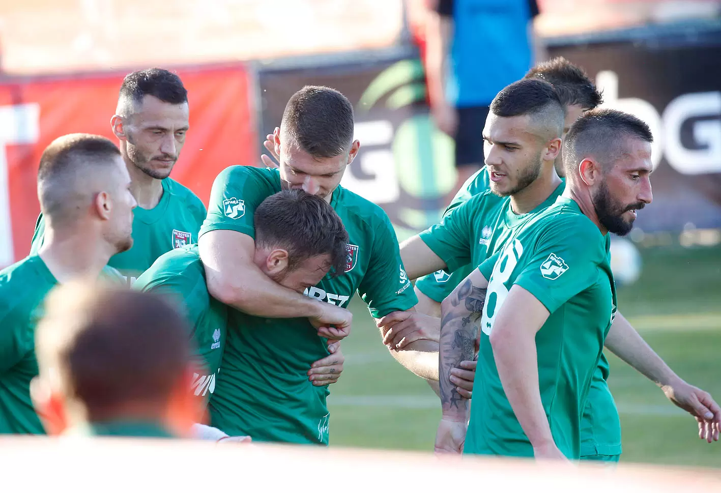 Антон Узунов