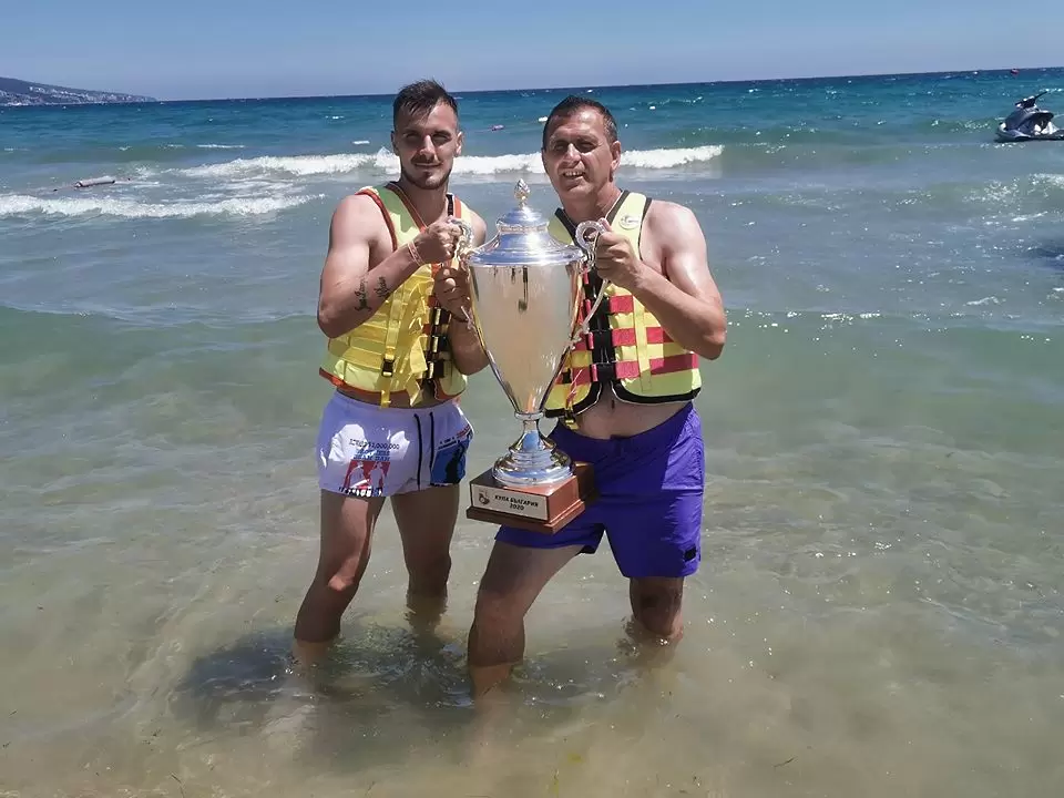 Локо изкъпа Купата в морето - БГ футбол