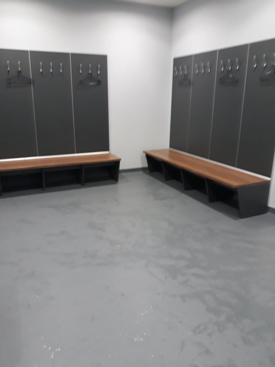 Левски остави изрядна и чиста съблекалнята си в Разград (СНИМКИ) - Левски