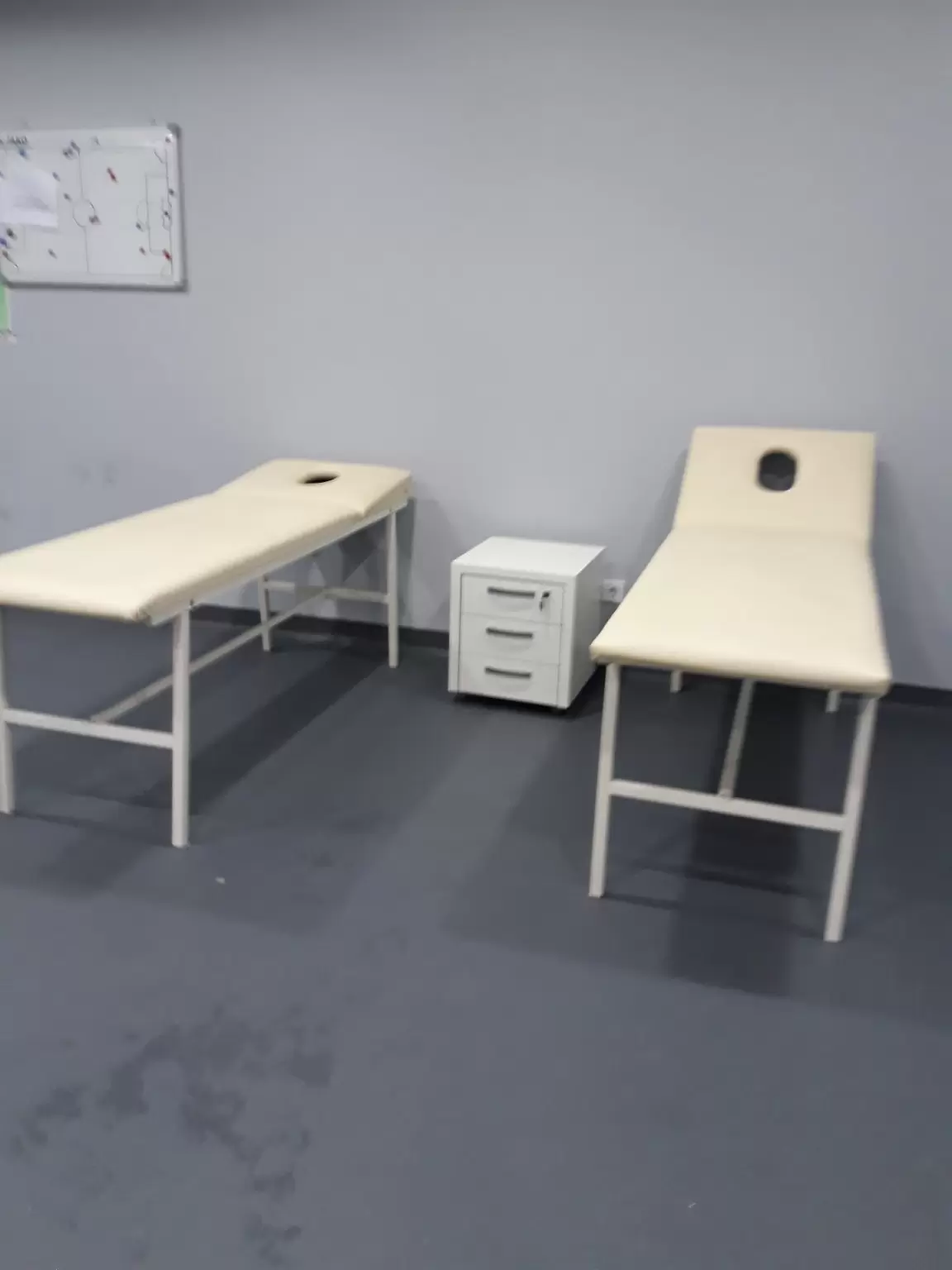 Левски остави изрядна и чиста съблекалнята си в Разград (СНИМКИ) - Левски