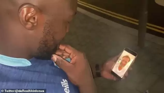 Уникално: Клоп се обади на футболист да му честити спечелена промоция - Англия