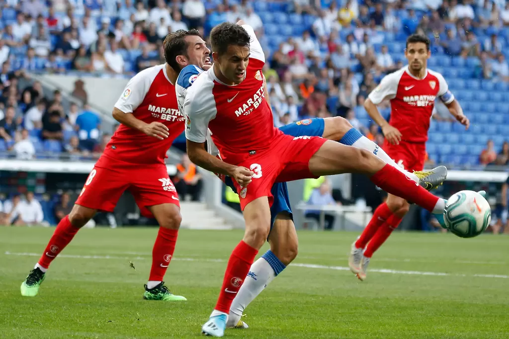 Защитник напуска Реал Мадрид - Испания